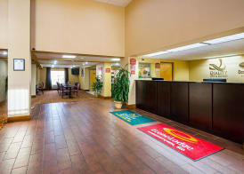 Econo Lodge Hagerstown 4