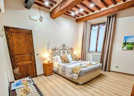 TuscanyLettings Studio&Room 5