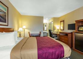 Econo Lodge Inn & Suites Riverside - Corona 5