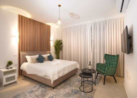 Hi-Yam SeaView Apartments & Suites - Building Shelter Available 4