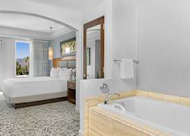 Marriott's Desert Springs Villas II 5
