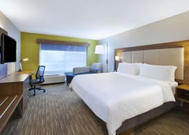 Holiday Inn Express & Suites GRAND RAPIDS - AIRPORT NORTH by IHG 4