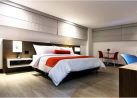 Loyds Hotel 5