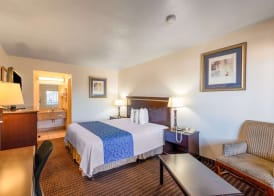 Econo Lodge Phoenix North I-17 5