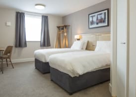 The Raven’s Cliff Lodge by Marston's Inns 3