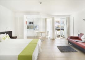 Golden Club Cabanas 2