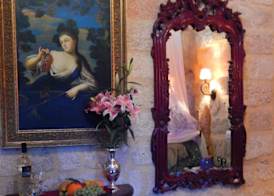 S.Nikolis' Historic Boutique Hotel 5
