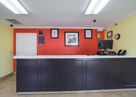 Econo Lodge Santee 2