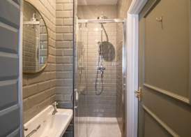 Host Stay Woodroffe Arms Hope Double Room 1 3