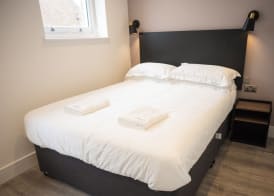Crown Hotel 5