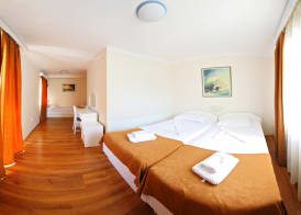 Hotel Xanadu 4