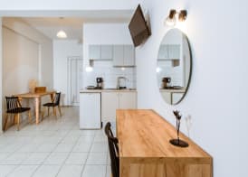 Koulouris Apartments & Studios 2