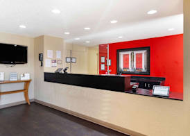 Suburban Studios Macon North 4
