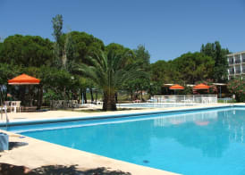 Irinna Hotel 5