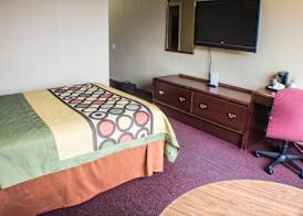 Econo Lodge Erie near Casino 5