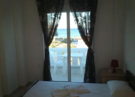 Kiotari Beach Apartments 5