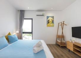 Christinas Hotel & Cafe 4