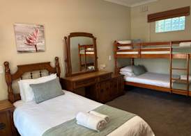 Eight Bells Mountain Inn 5