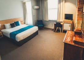 Customs House Hotel 5