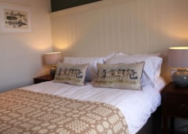 The Erskine Arms 3