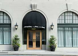 Hampton Inn & Suites Atlanta-Downtown 3