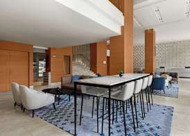 Courtyard by Marriott Bangkok 4