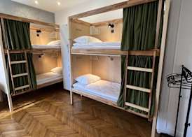 Cabbage Hostel 3