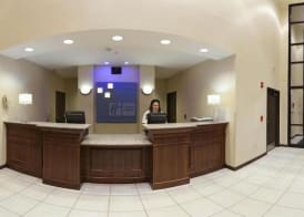 Holiday Inn Express & Suites FRANKLIN - OIL CITY by IHG 2
