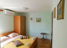 Apartments Neno 4