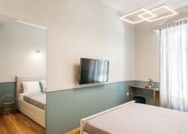 Step One | Luxury Suites right in the heart of Acropolis next to metro station 5