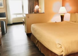Lighthouse Suites Inn 4