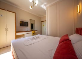 Hotel Vila Misiri 5