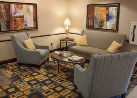 Holiday Inn Express & Suites YOUNGSTOWN WEST - AUSTINTOWN by IHG 2