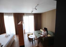 Alvin Comfort Hotel 4