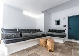 Portes Suites & Villas Mykonos 4