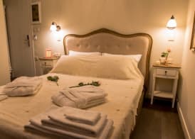 Kyria Boutique House 2