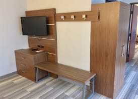 Holiday Inn Express & Suites HOUSTON - MEMORIAL PARK AREA by IHG 5