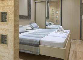 Hotel Maksim 2