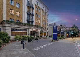 DoubleTree by Hilton London Angel Kings Cross 2