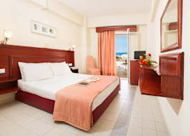 Loutra Beach Hotel 3
