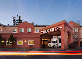 DoubleTree by Hilton Portland - Tigard 3
