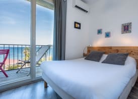 Hôtel Almanarre Plage - Hôtel Eco-Responsable face à la mer 2