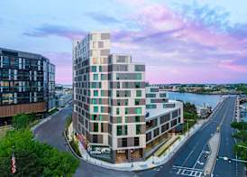 Hampton by Hilton at the Boston Seaport District 2