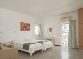 Reina Apartments 3