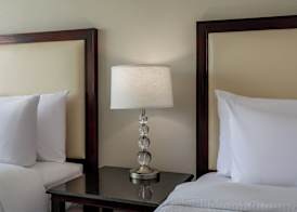 Holiday Inn & Suites BOSTON-PEABODY by IHG 4