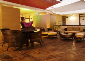 Hotel y Suites Nader 3