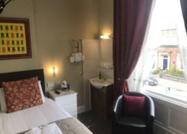 Cornerways Guest House 4