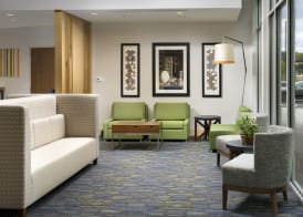 Holiday Inn Express & Suites ALTOONA by IHG 2