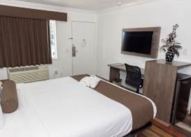 Value Inn Bellflower 5