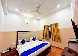 Hotel Taj Royal 5